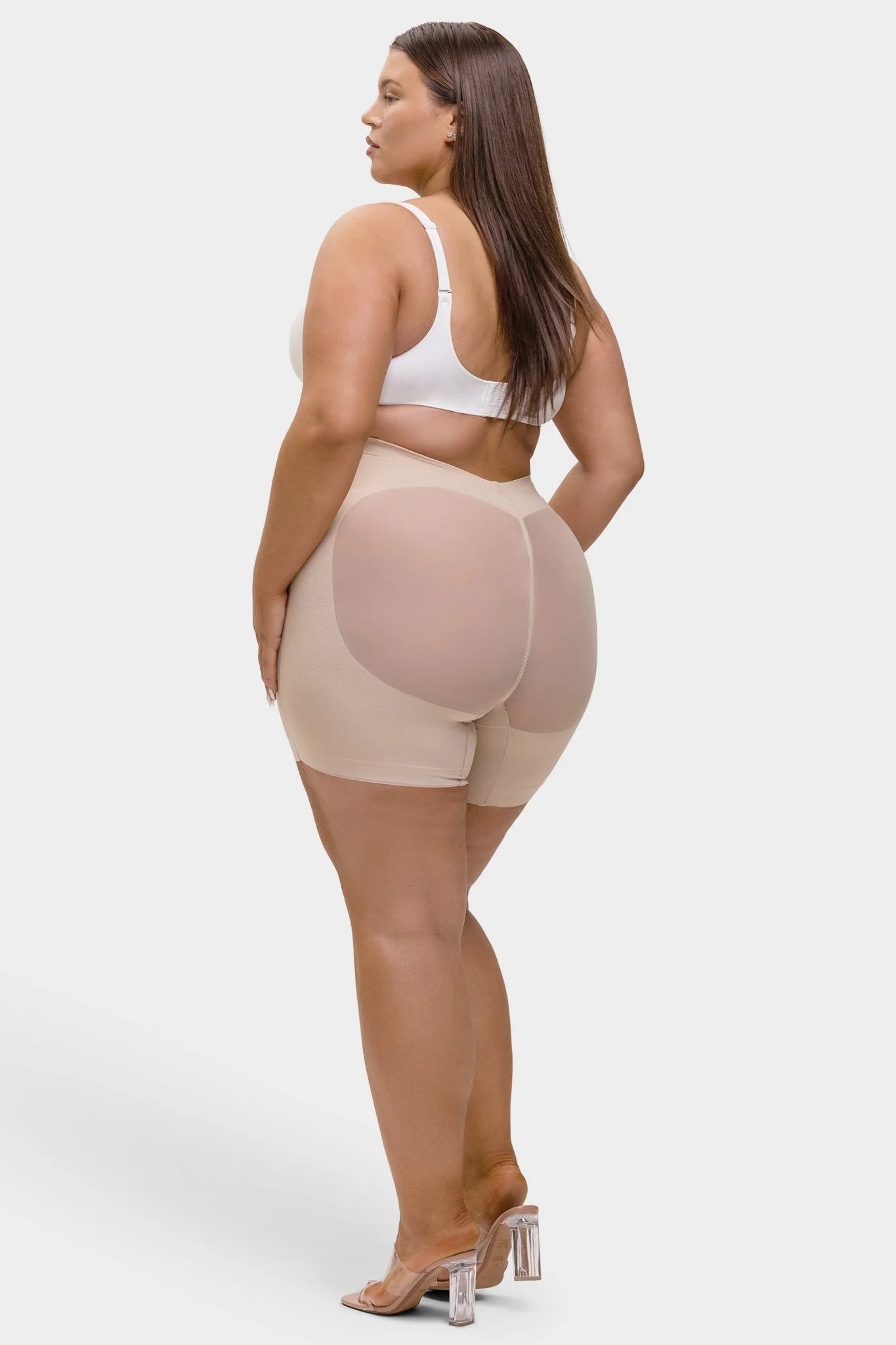 BELLA Short Tiro Alto